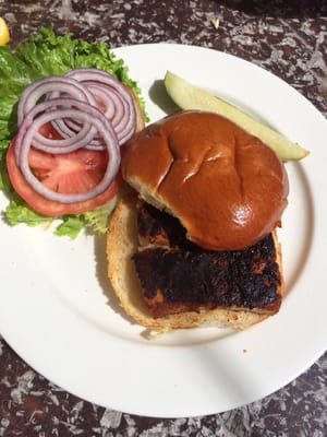 Blackened fish of the day sandwich - mahi mahi