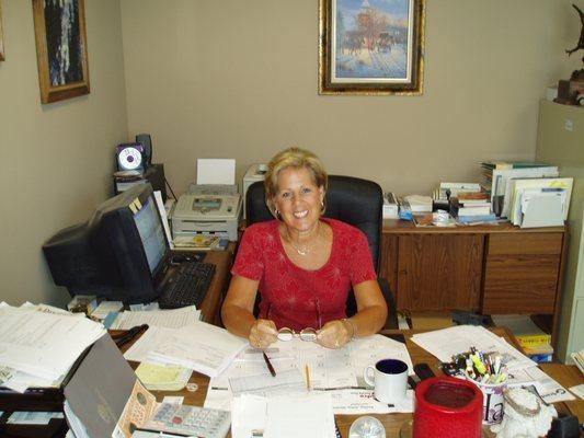 Susan Wellborn, Office Manager