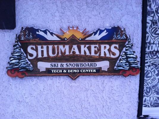 Shumakers Ski & Snowboard