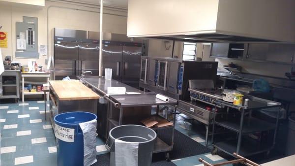 Large commercial kitchen to accommodate your choice of caterer