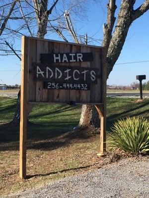 Hair Addicts sign