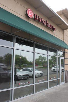 Welcome to Pure Barre West Des Moines!