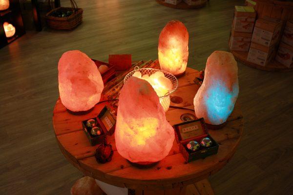 Salt Lamps on sale from 6 Pounds to 100+ Pounds