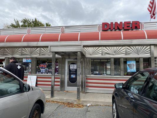 Outside of front of diner featured in Friday the 13th (1980).