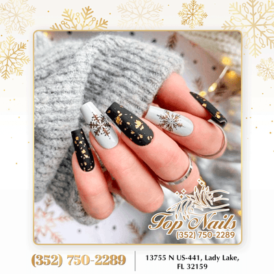 Dazzle in winter enchantment with elegant snowflake nail art, adding a touch of festive magic to your Christmas look! 
ℬℴℴℴ