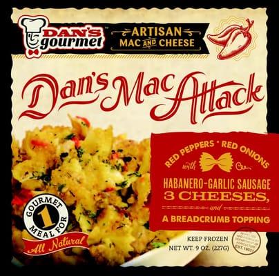 DAN'S MAC ATTACK with habañero-garlic sausage, 3 cheeses, red peppers, red onions and a breadcrumb topping! SPICY!