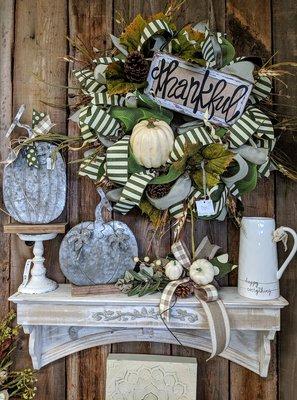 Neutral tone fall decor