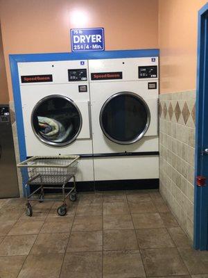 Extra large dryers / washers avail too I think $6.50 is the biggest per load - I used $5.00 for a queen comforter