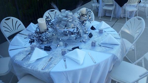 Pretty nice table setting for a pool party.