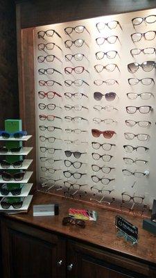 Them Jimmy Choo, Kate Spade, Vera Wang, etc. frames tho.