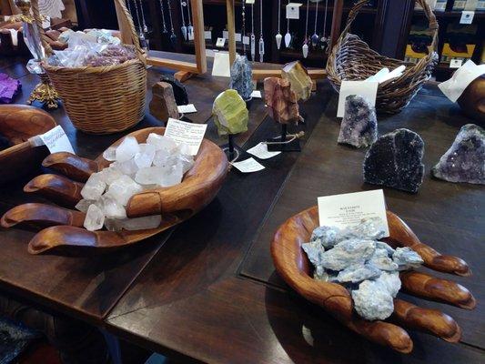 Love the hand bowls displaying various crystals