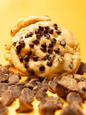 Super Chocolate Chunk Cookie, our classic Chocolate Chunk Cookie marries even MORE Chocolate!