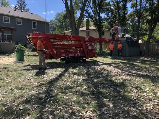 83 foot crawl lift.