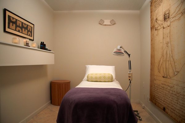 Thrive Wellness Center is proud to offer a unique spectrum of massage therapy and bodywork modalities.