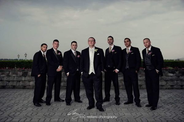 Oh yea!! Some dashing groomsmen and one handsome groom!!