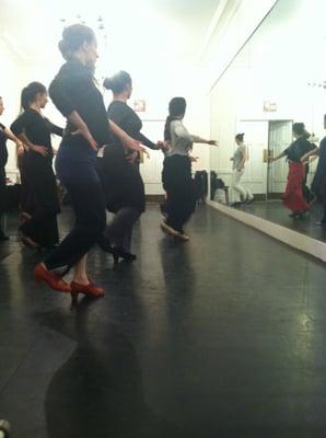 Soledad Barrio teaching a flamenco technique and choreography class