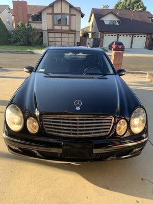 2003 Mercedes, black. Oxidation gun from front headlights.