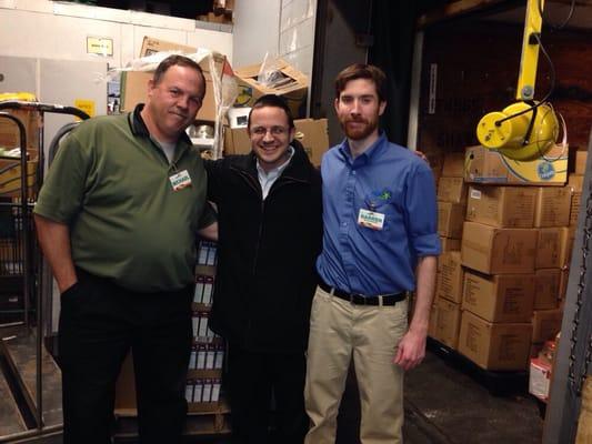 $10,000 donation of food to hungry from Shaws!