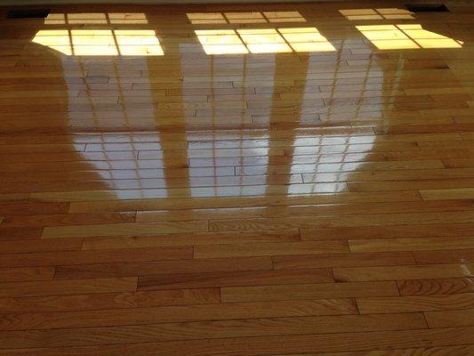 Sand-less hardwood floor refinish pic after #2