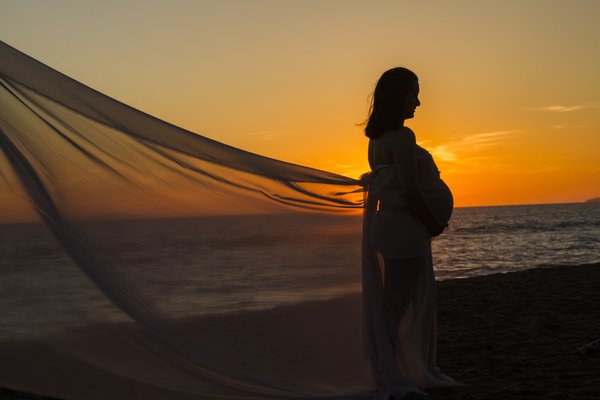 Maternity by Kathleen Lantos Photography