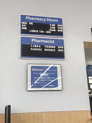 Pharmacy hours/ Horas de la farmacia