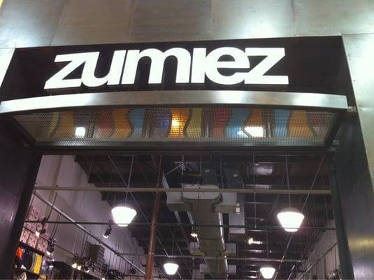 Zumiez