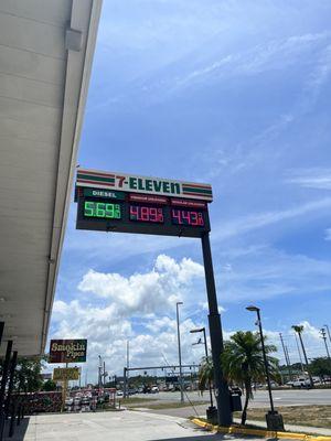 7-Eleven