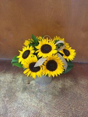 VINTAGE TIN PAIL OF SUNFLOWERS!!