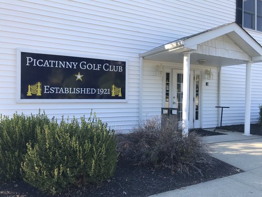 Pro Shop entrance