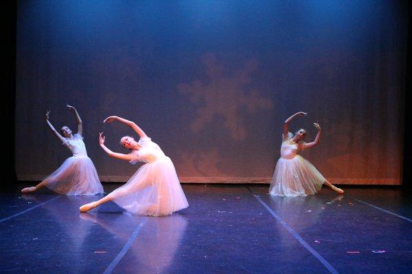 Moonbeam dancers -Woodstock Opera House