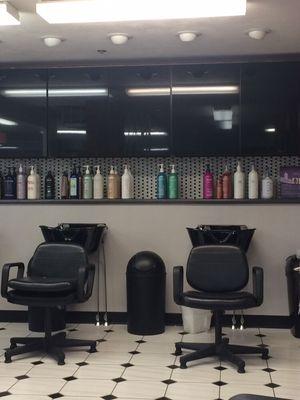 Our shampoo station is looking quite nice these days. This was the first update that has been completed.