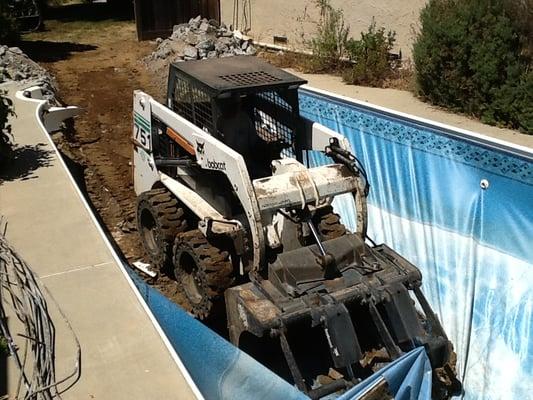 Vinyl Liner Swimming Pool Removal. Morgan Hill Ca.