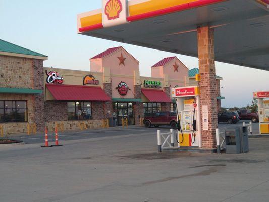 Farmersville Travel Plaza