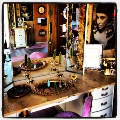 Elizabeth Taylor's trailer at the Hollywood Prop Auction