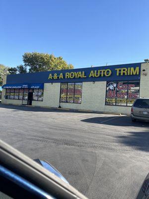 Here is their store. Everybody in town has driven past it 1 million times. They specialize in sunroofs and moon roofs.