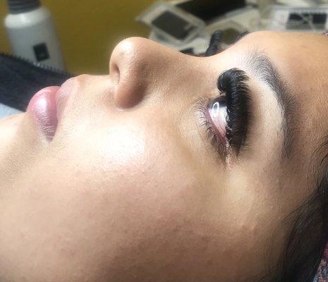 Full Set Eyelashes Extensions..