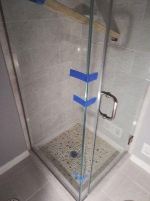 Shower door installed in Upper Marlboro. MD