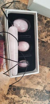 Yessssss we have yoni eggs! Rose quartz yoni egg set with wand.