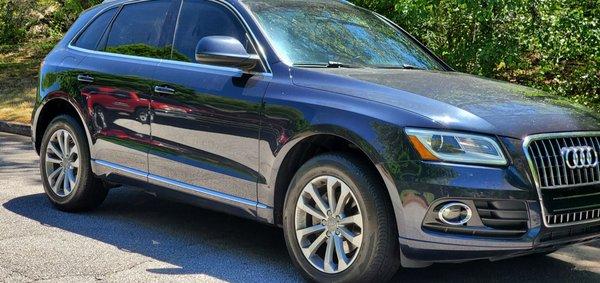 2016 Audi Q5 
 98599 miles
 $17500