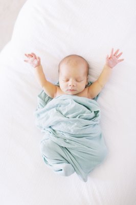 Dallas Newborn Photo - Rachel DeBell Photography