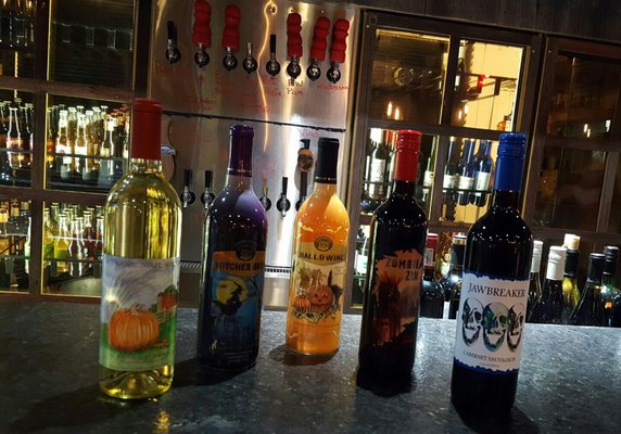 Halloween wines at Elwood Alehouse!!