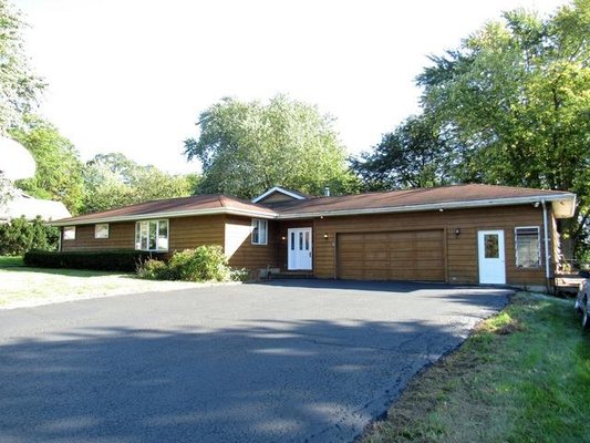 GREAT ROOM WITH KITCHEN, DINING ROOM, LIVING ROOM & VAULTED FAMILY ROOM OPEN TO EACH OTHER! THIS IS A MUST SEE!