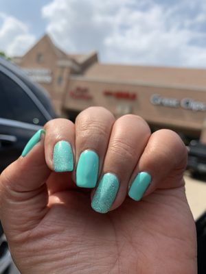 Gel Nails in front of store