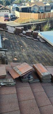 Tile roof patch