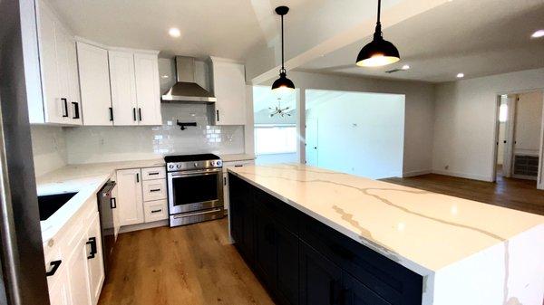 Beautiful Remodeled Kitchen -Single Family Home - Chatwin Ave, Long Beach