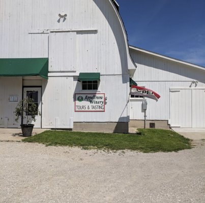 Tasting room at AeppelTreow