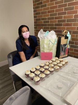 Happy birthday to our dental assistant, Iris!