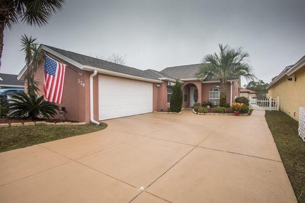 Panama City Beach patio home with pool, Move in ready!