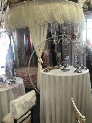 We can custom made your backdrops, panels, tablecloths, table skirts and more!