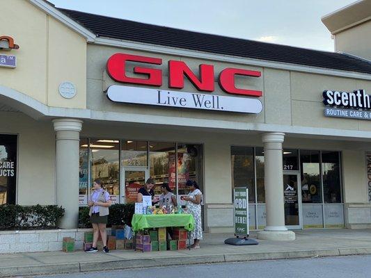 GNC